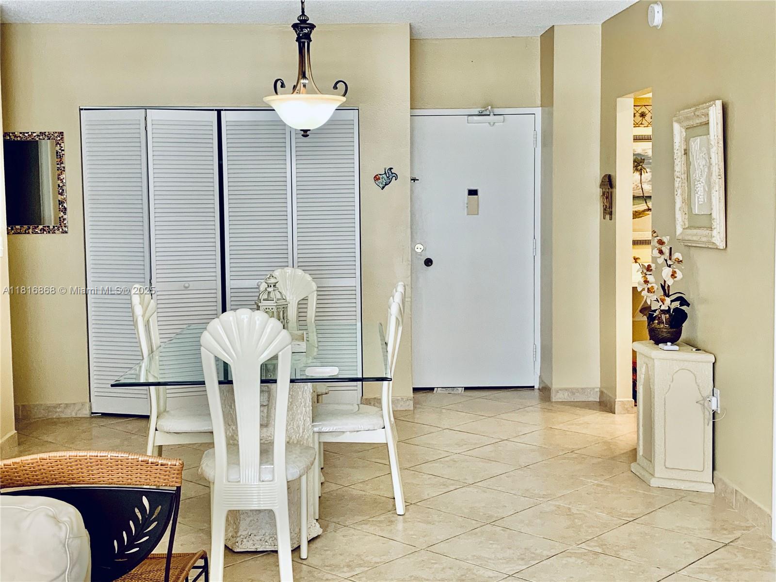 HEMISPHERES CONDO - Residential Lease