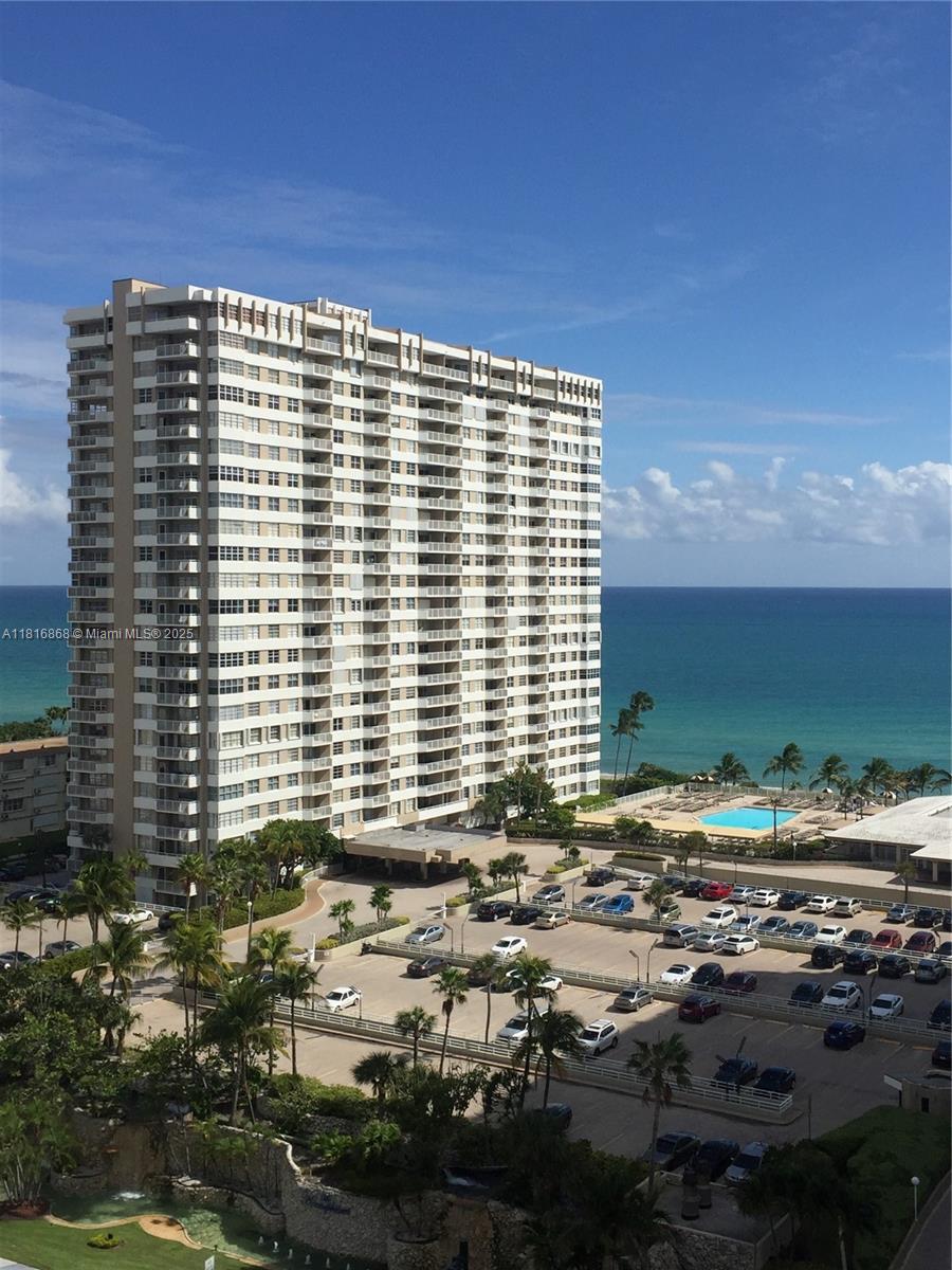 HEMISPHERES CONDO - Residential Lease