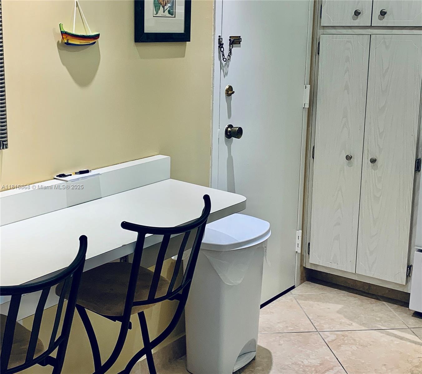 HEMISPHERES CONDO - Residential Lease