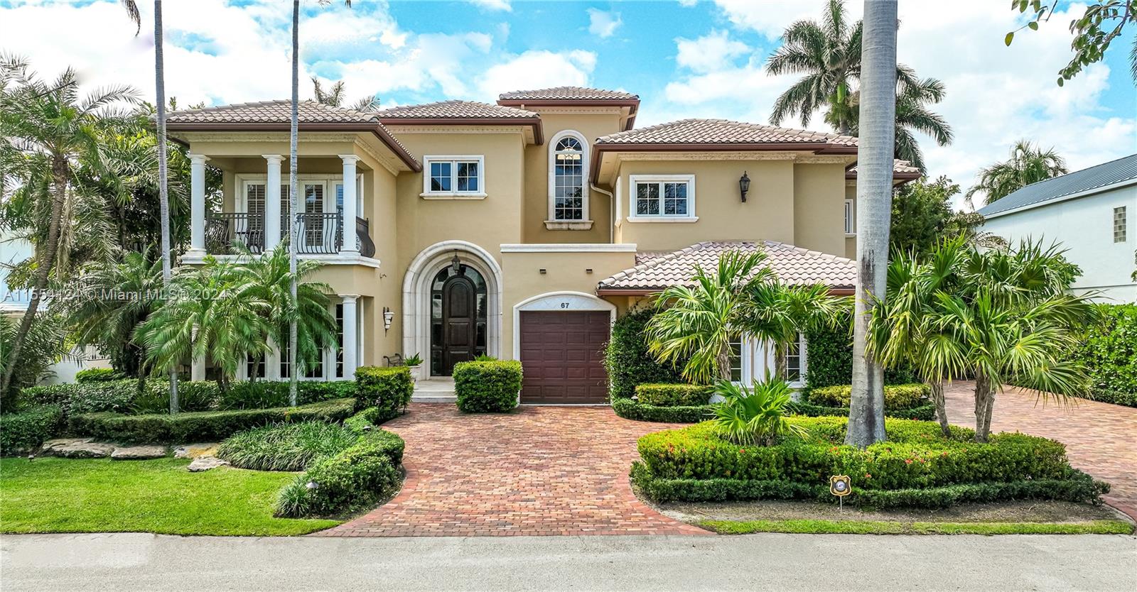 Property for Sale at 67 Royal Palm Dr, Fort Lauderdale, Broward County, Florida - Bedrooms: 7 
Bathrooms: 7  - $6,999,999