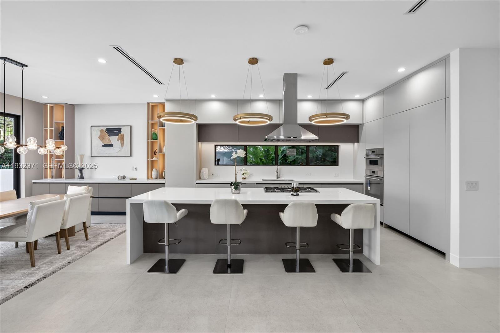 RIO VISTA C J HECTORS RES - Residential