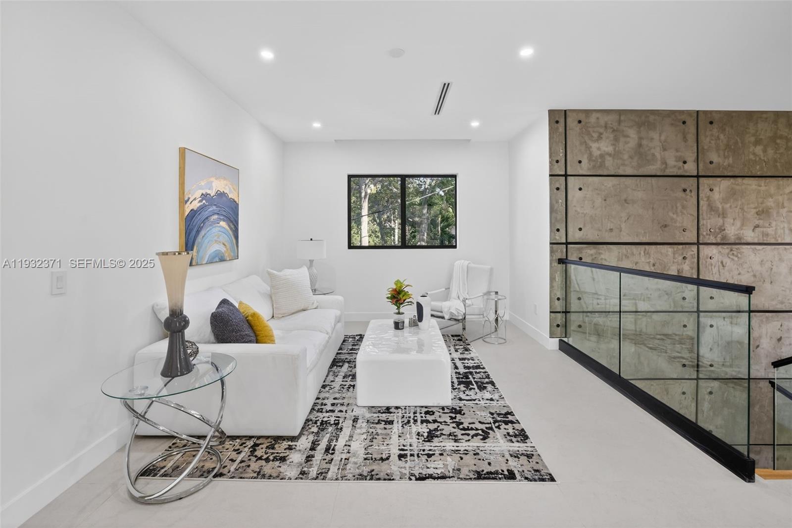 RIO VISTA C J HECTORS RES - Residential