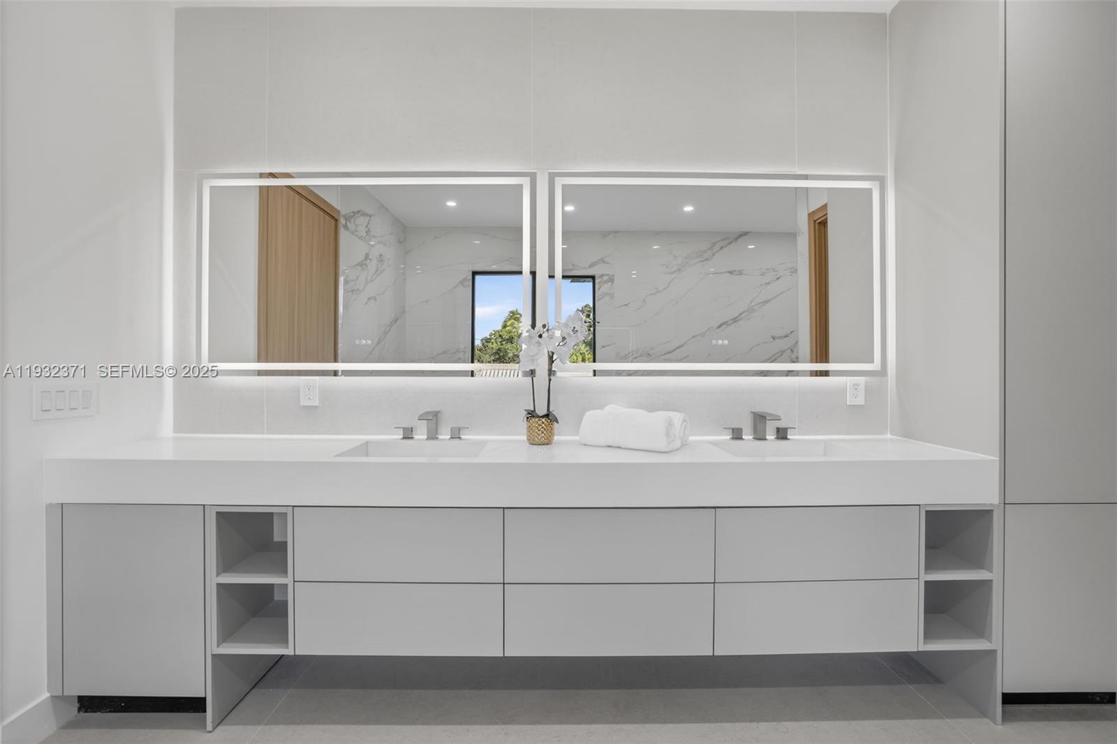 RIO VISTA C J HECTORS RES - Residential