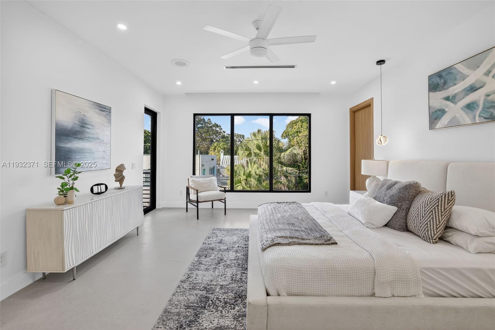 RIO VISTA C J HECTORS RES - Residential