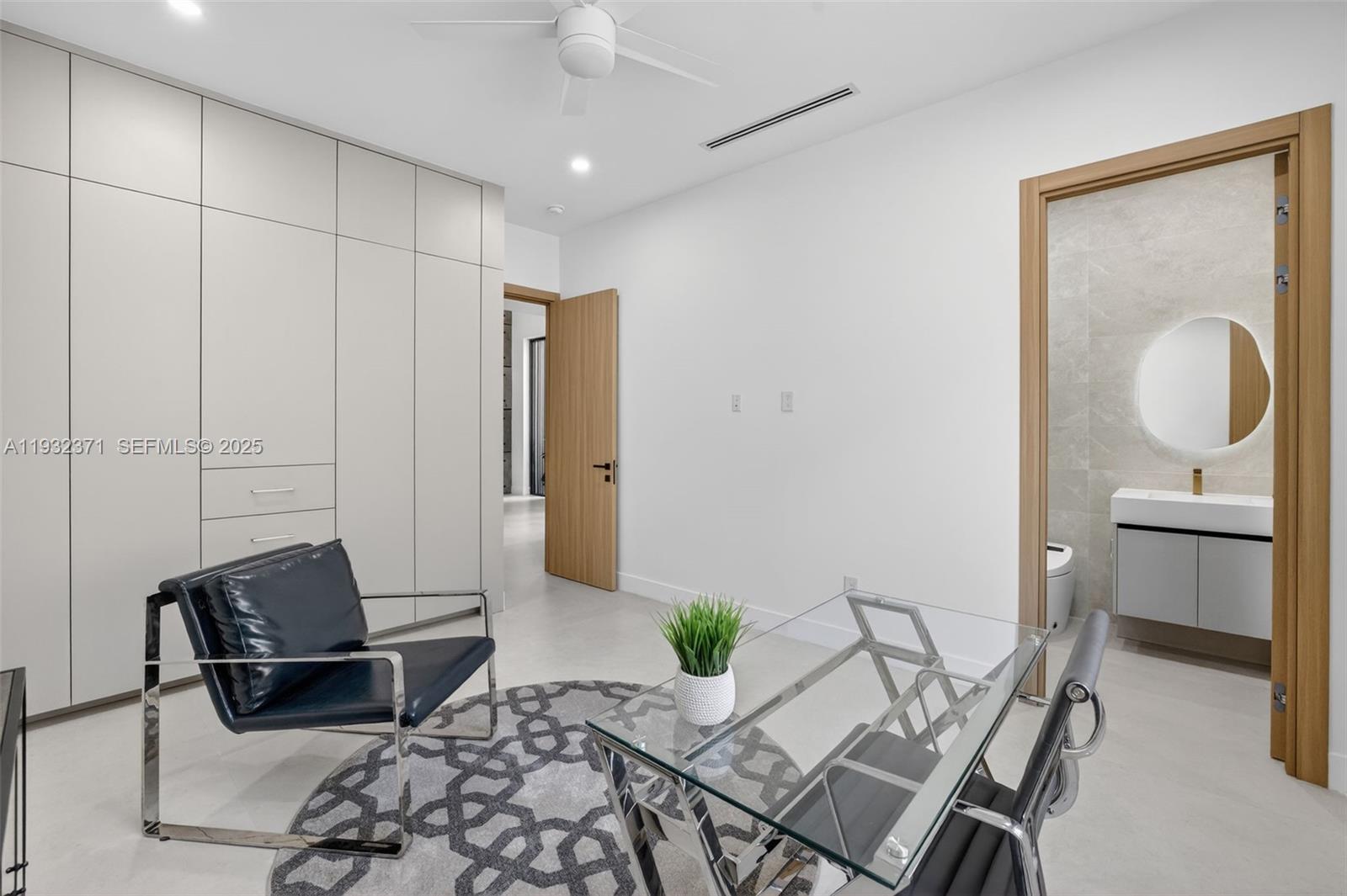 RIO VISTA C J HECTORS RES - Residential