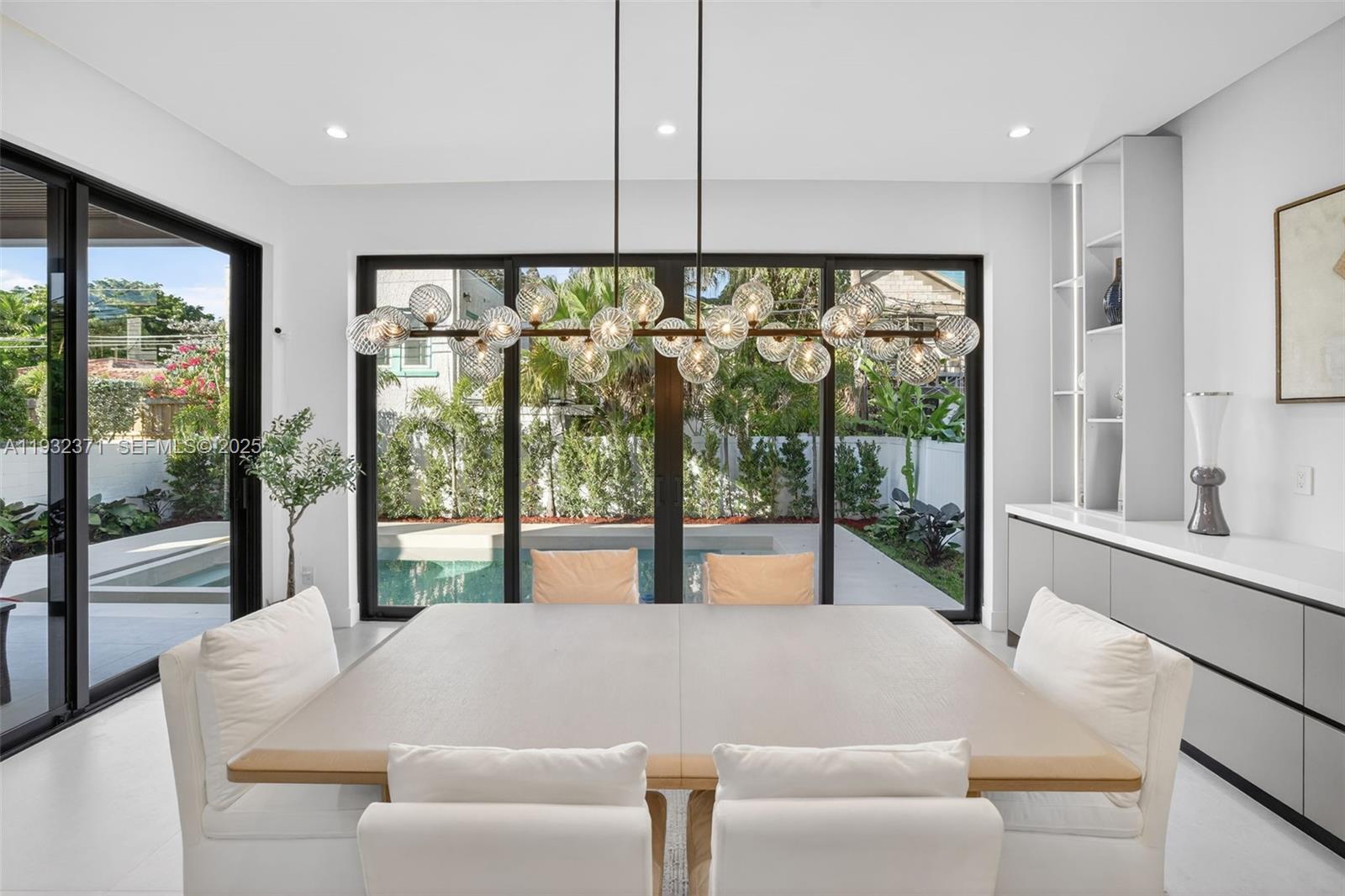 RIO VISTA C J HECTORS RES - Residential