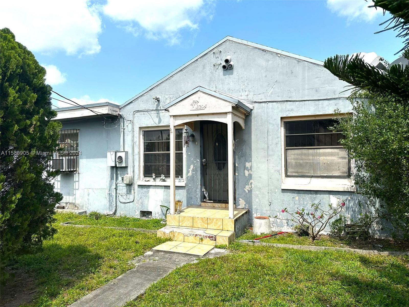 3205 Nw 69th St St, Miami, Broward County, Florida - 5 Bedrooms  
3 Bathrooms - 