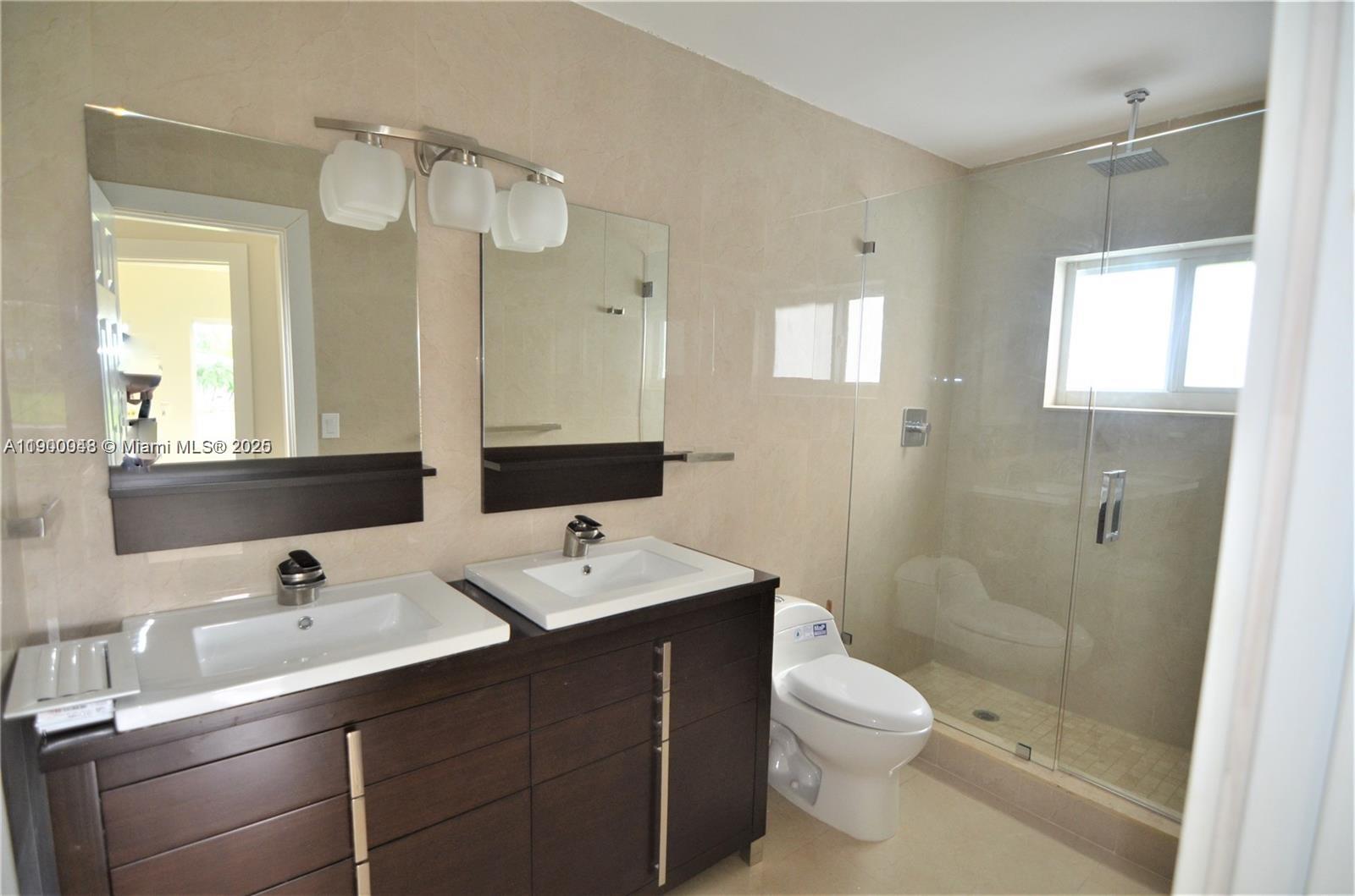 PINE SHORE SEC 1 - Residential Lease