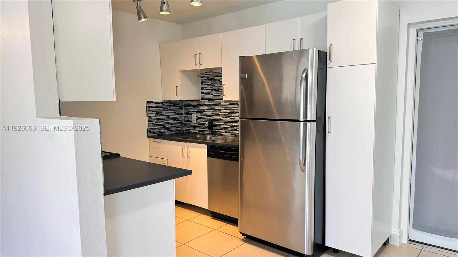 BOULEVARD HEIGHTS SEC 4 - Residential Lease