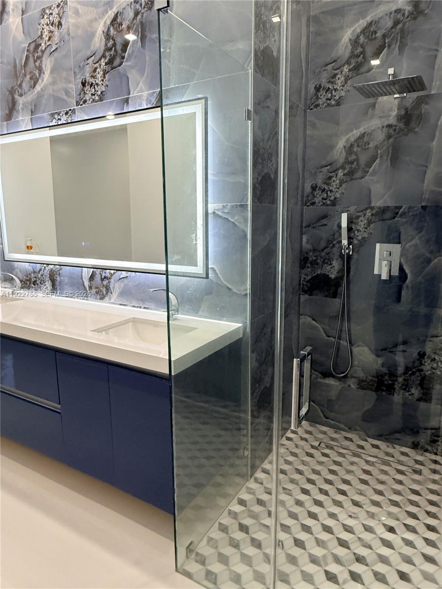 BUTTONWOOD SHORES ADD - Residential