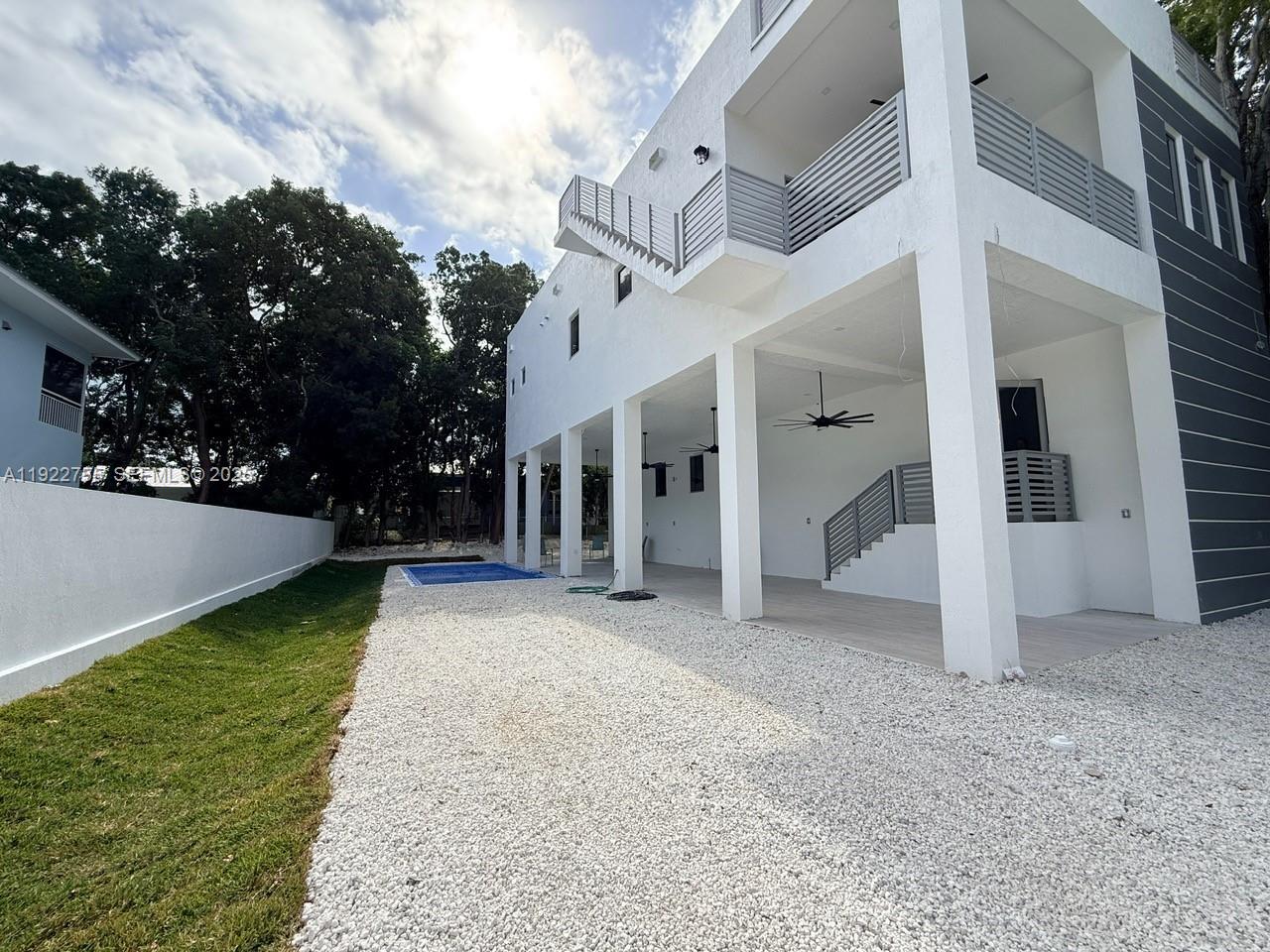 BUTTONWOOD SHORES ADD - Residential