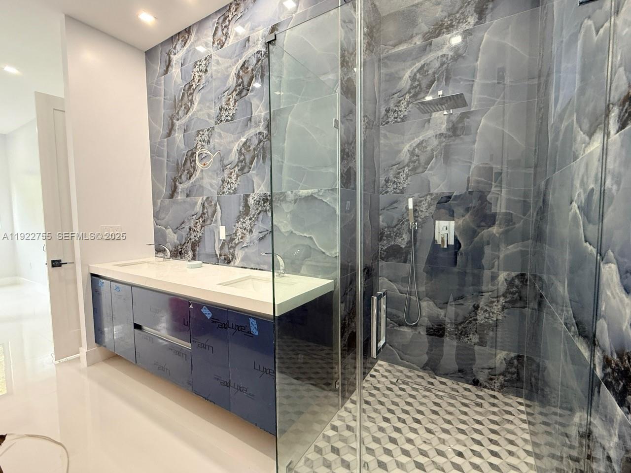 BUTTONWOOD SHORES ADD - Residential