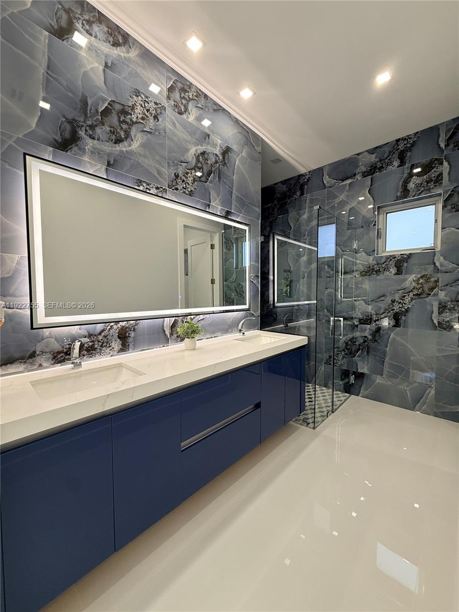 BUTTONWOOD SHORES ADD - Residential