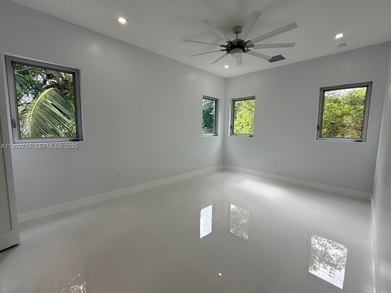 BUTTONWOOD SHORES ADD - Residential