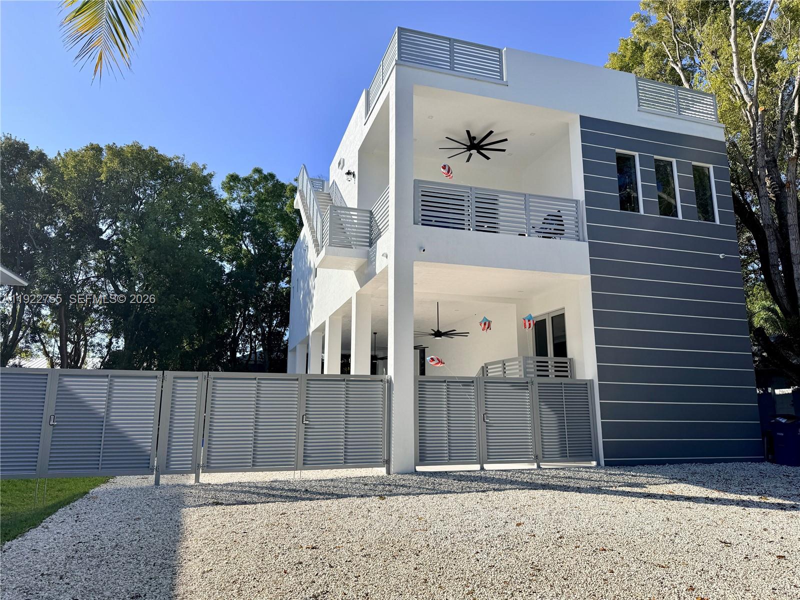 BUTTONWOOD SHORES ADD - Residential