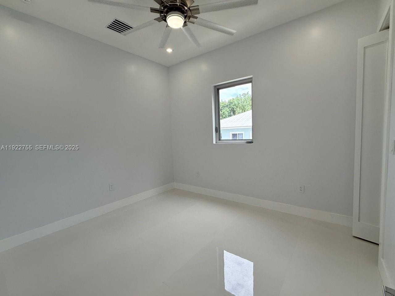 BUTTONWOOD SHORES ADD - Residential