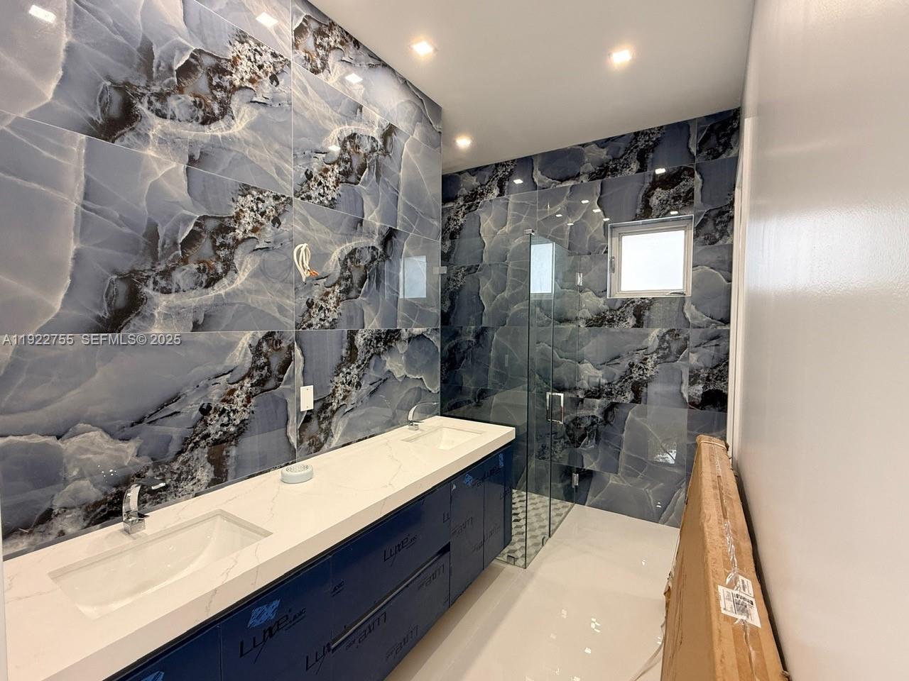 BUTTONWOOD SHORES ADD - Residential