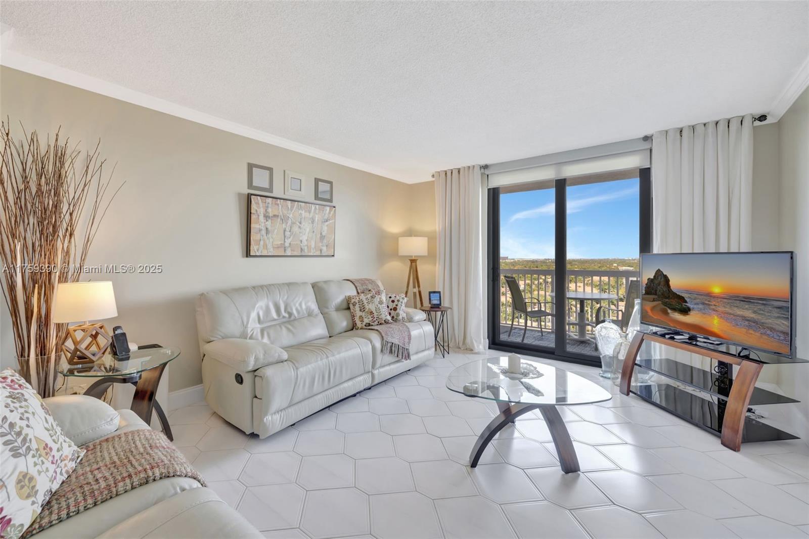 1500 S Ocean Dr 14B