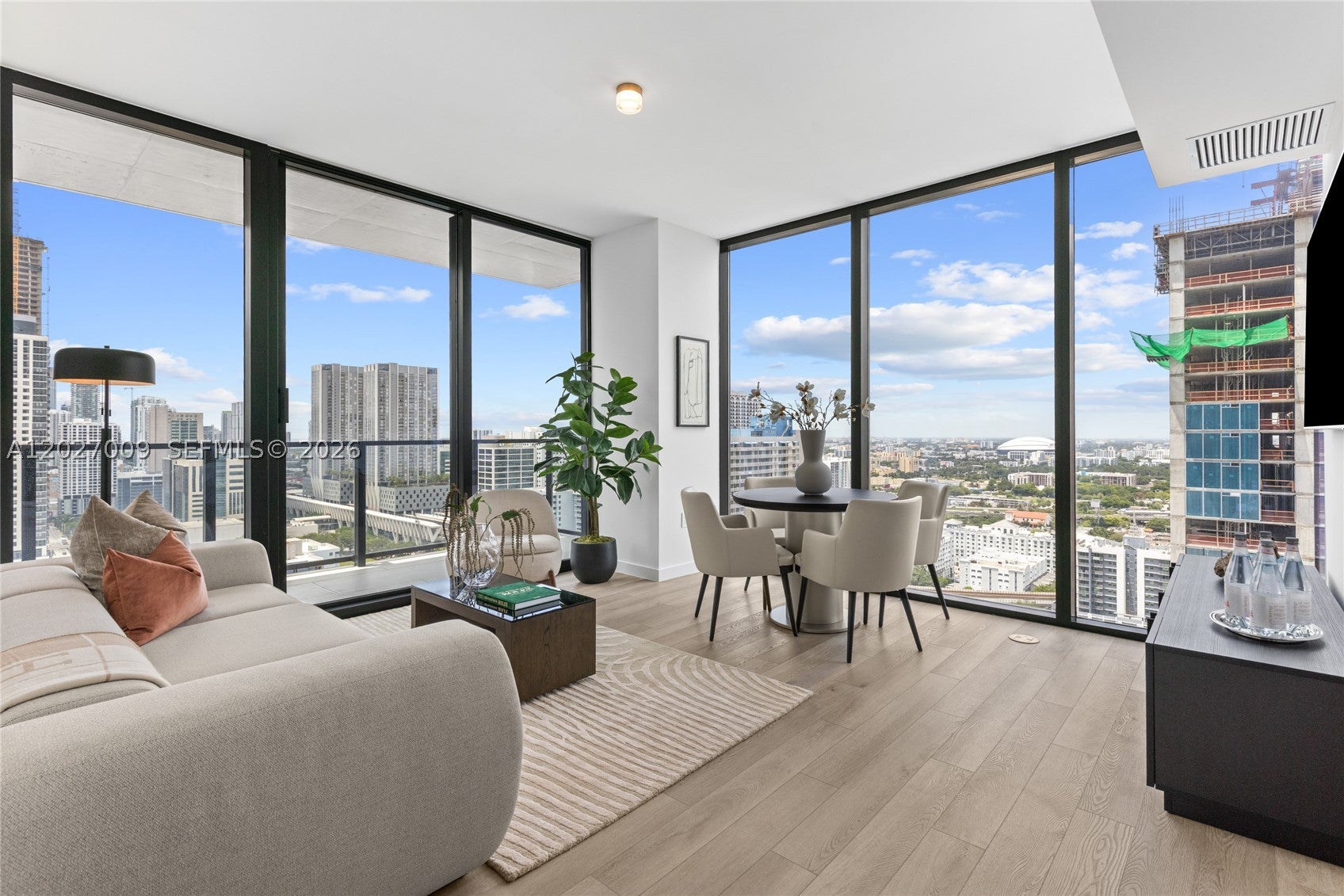 20 NE 11th St 2910