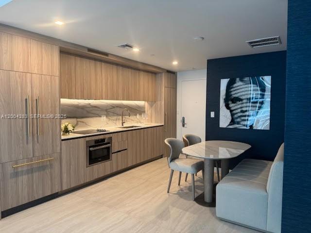 VICEROY BRICKELL - Residential Lease