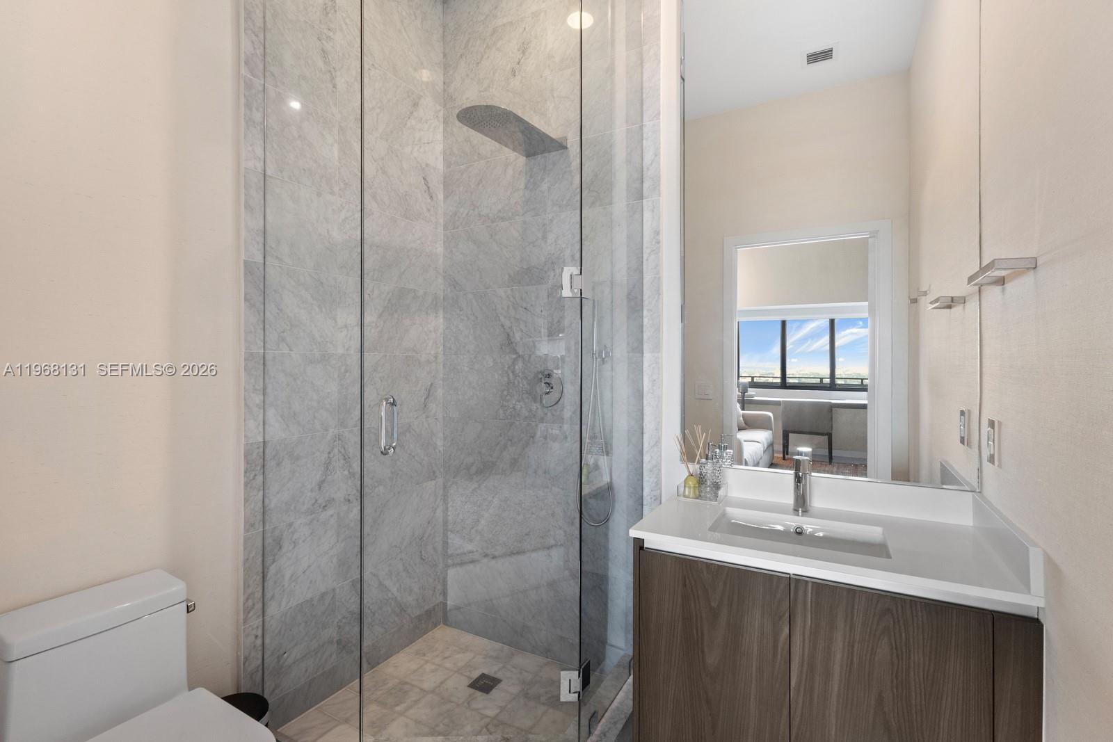 GRAN PARAISO CONDO - Residential Lease