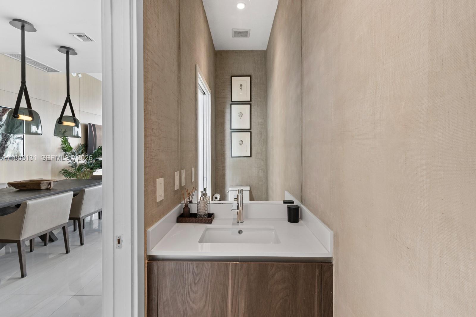 GRAN PARAISO CONDO - Residential Lease