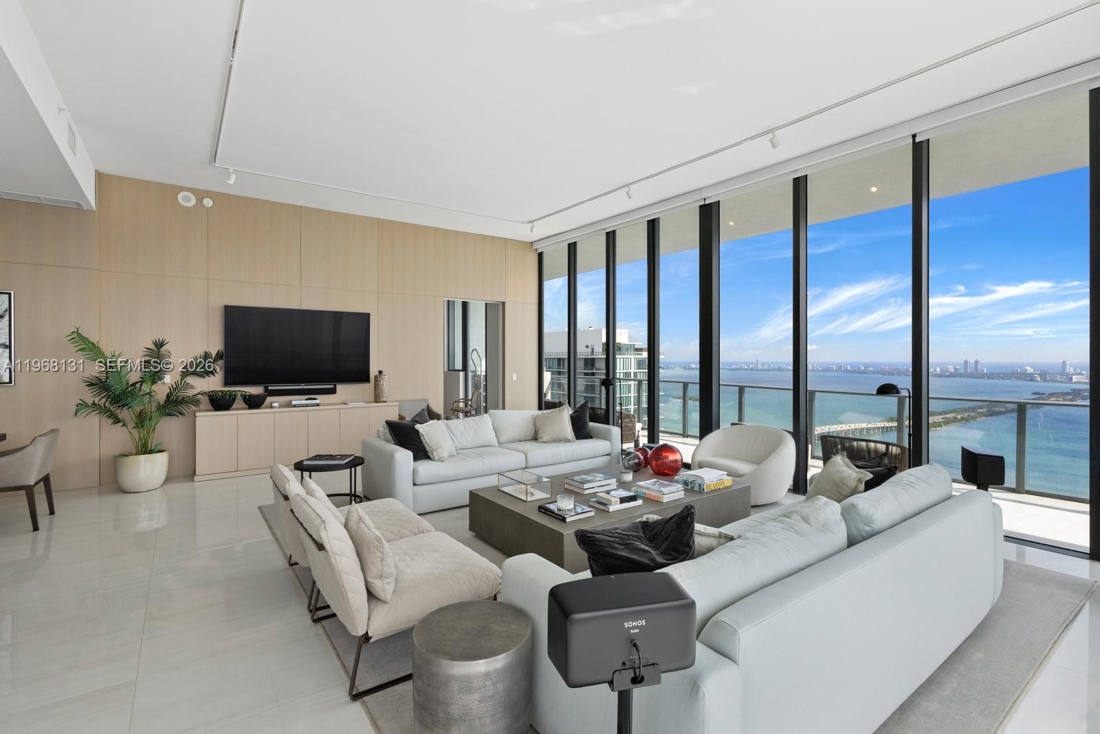 GRAN PARAISO CONDO - Residential Lease