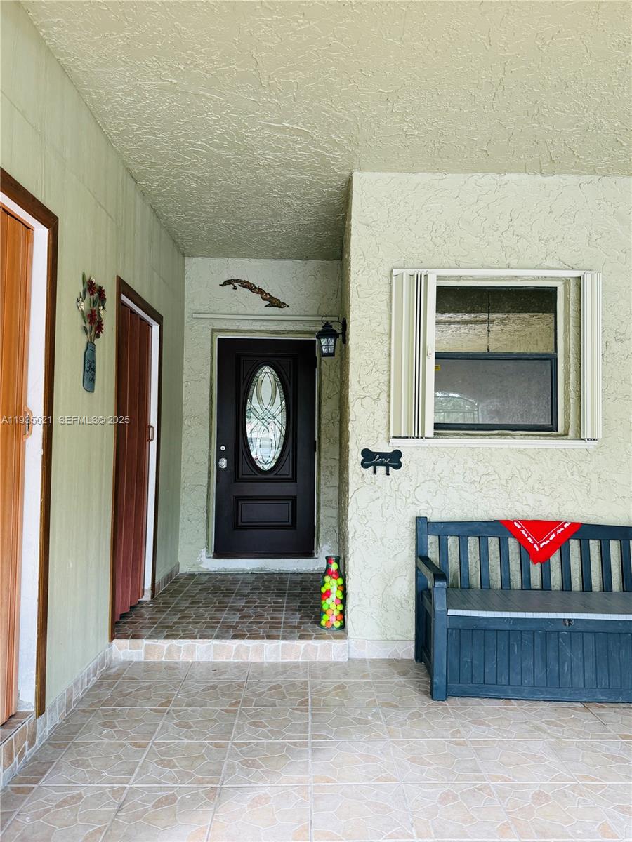 COSTA DEL SOL CONDO #4 - Residential