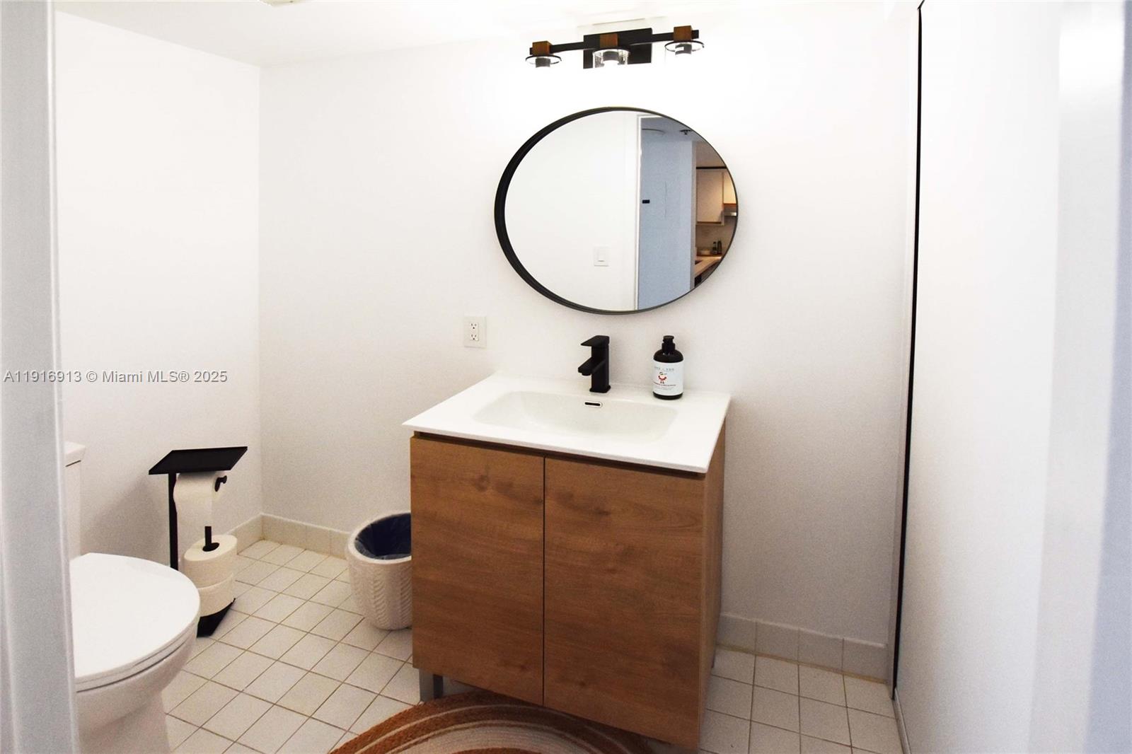 Brickell Key II - Residential Lease