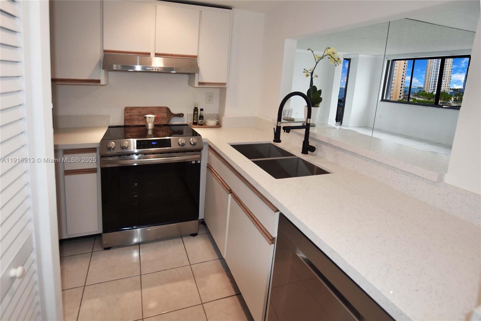 Brickell Key II - Residential Lease