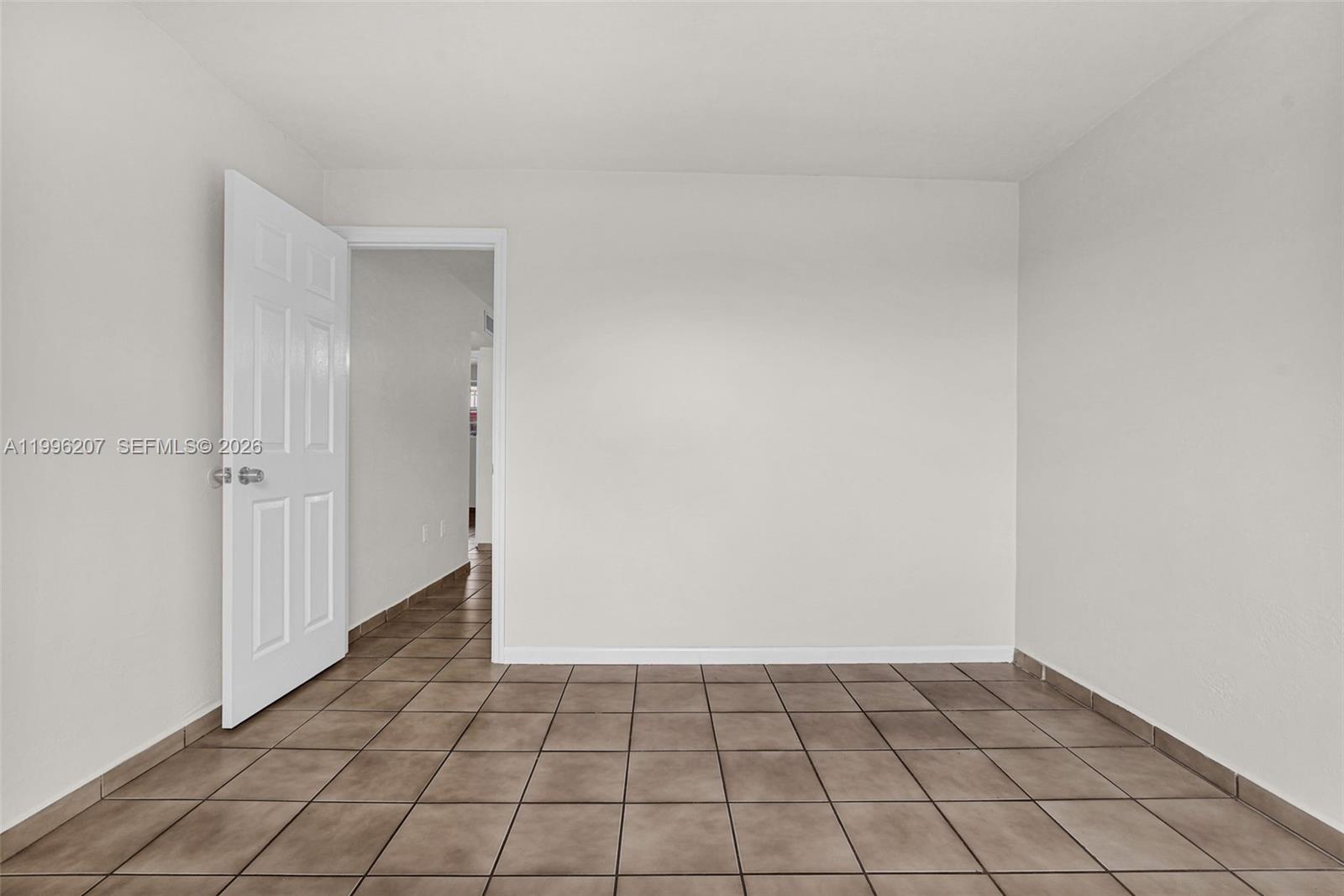 ROYAL PALM GARDENS CONDO - Residential