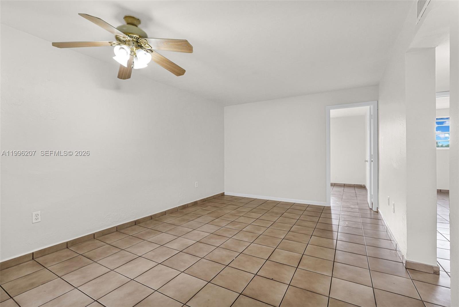 ROYAL PALM GARDENS CONDO - Residential