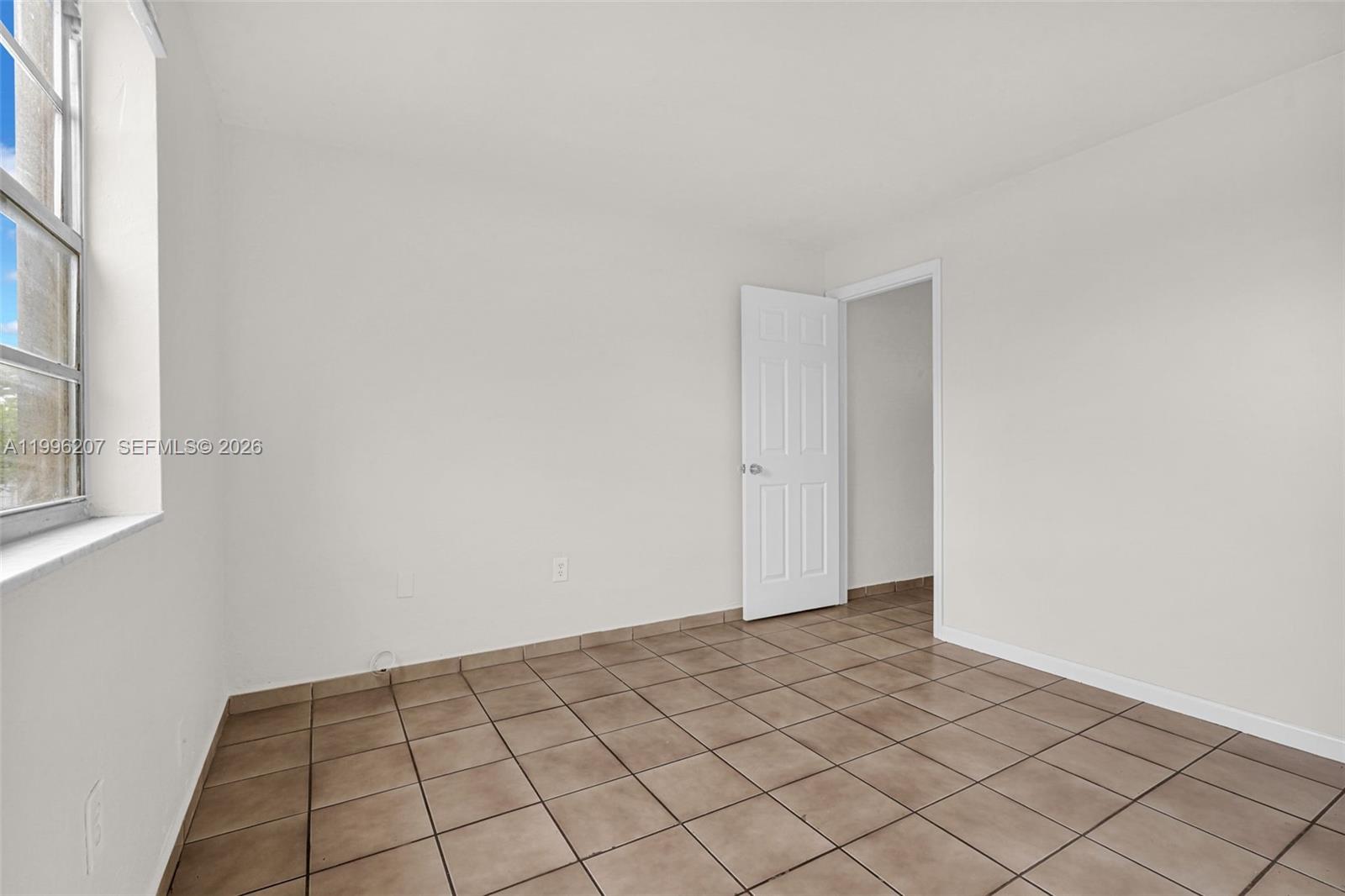 ROYAL PALM GARDENS CONDO - Residential