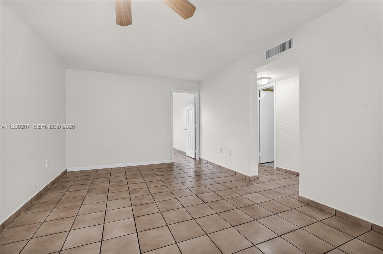 ROYAL PALM GARDENS CONDO - Residential