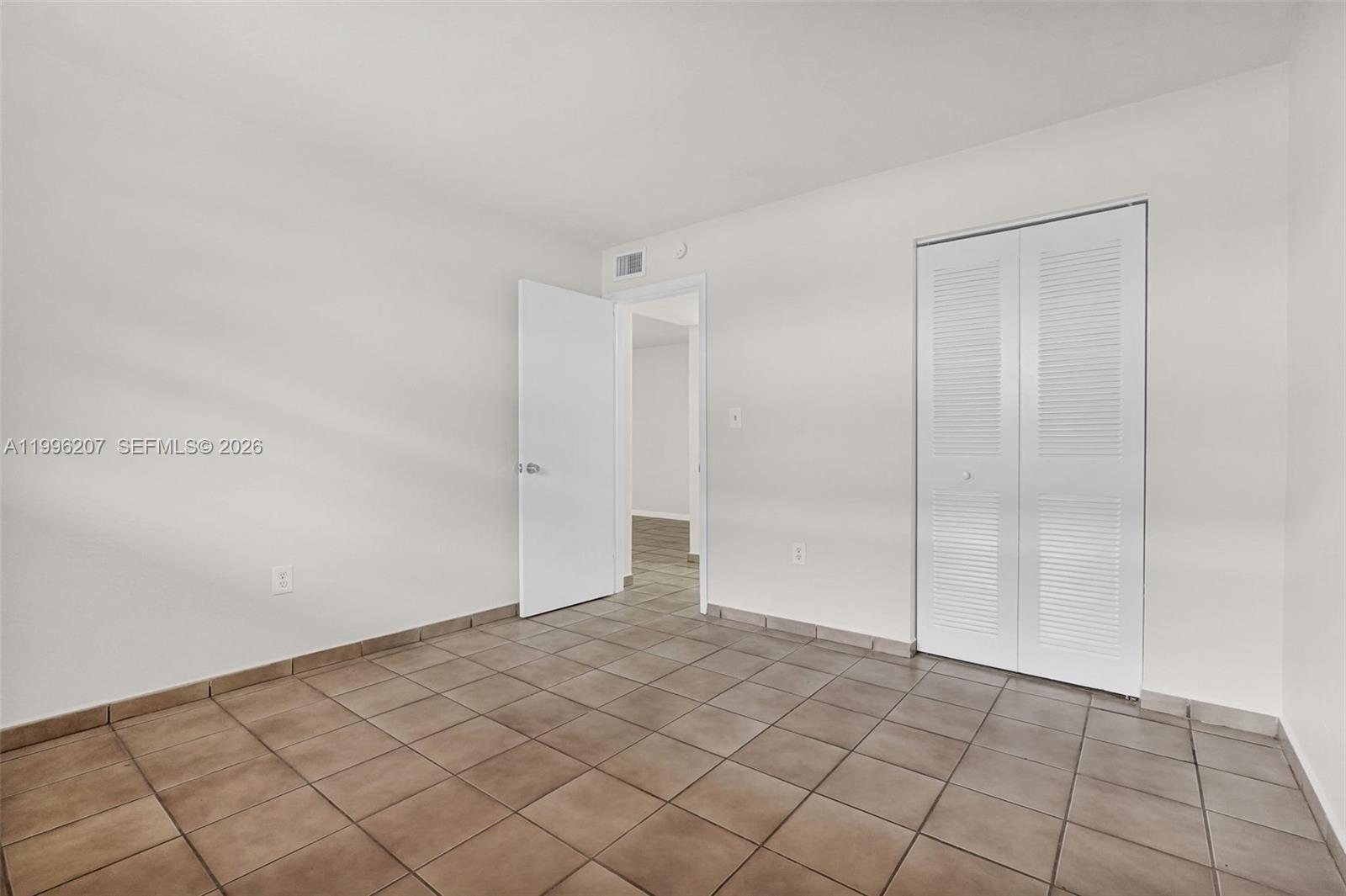 ROYAL PALM GARDENS CONDO - Residential