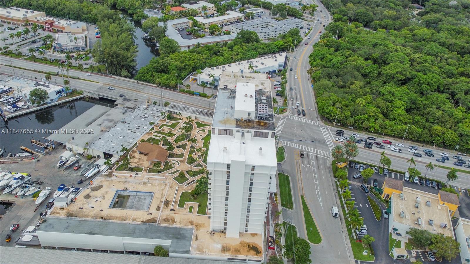 SAILBOAT CAY CONDO - Residential
