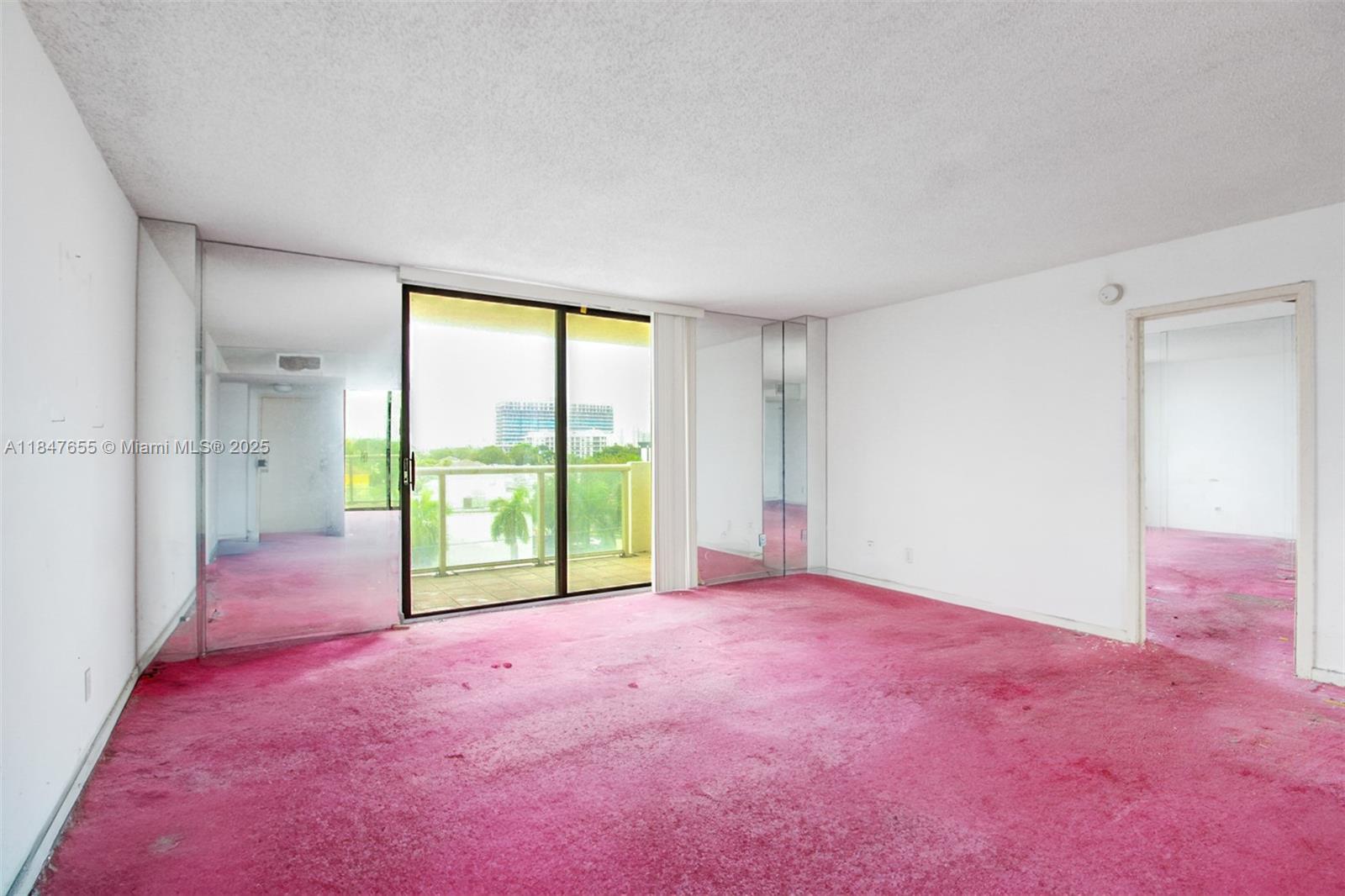View photos, virtual tours, details... 13499 Biscayne Blvd 407