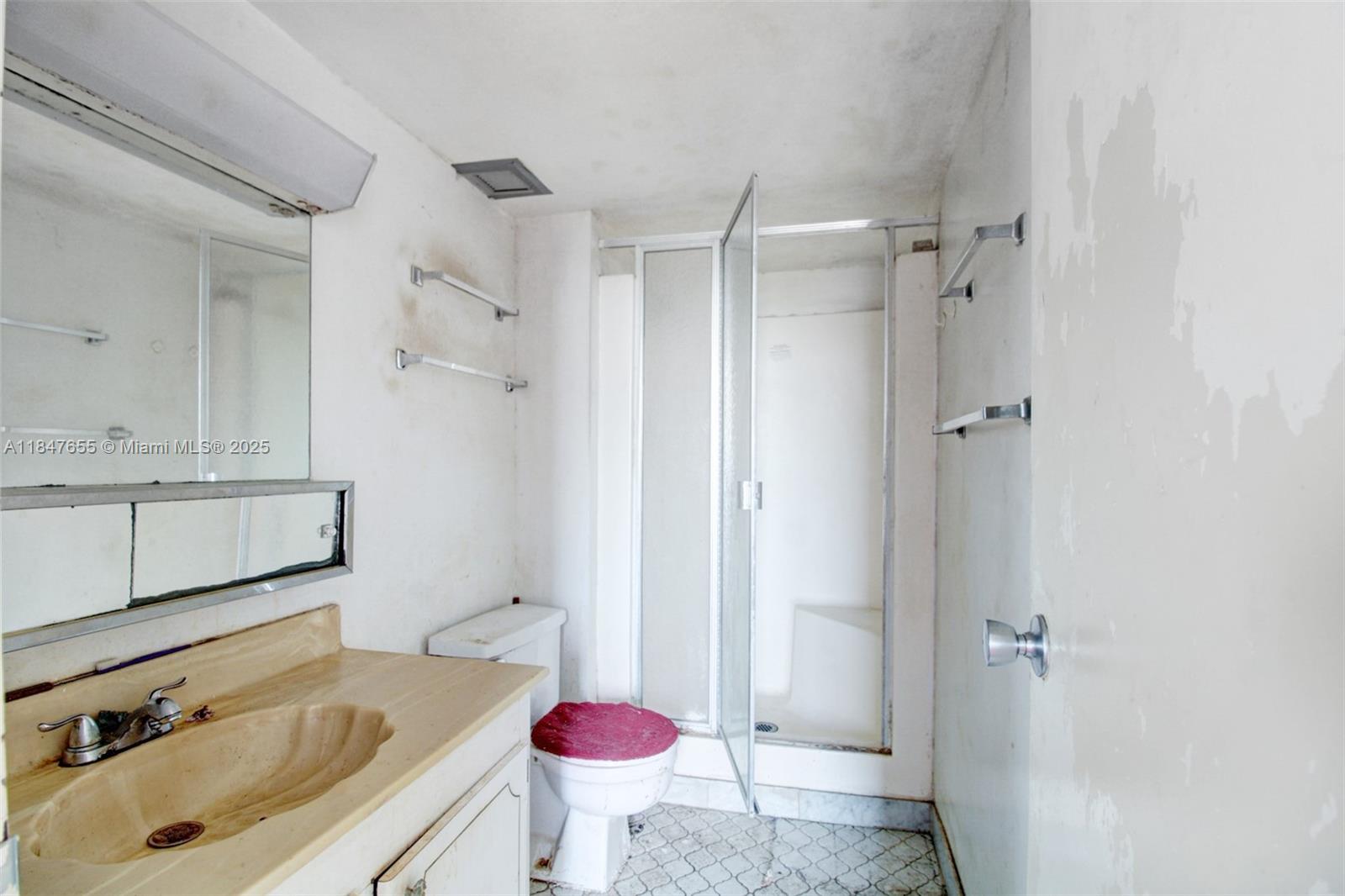 SAILBOAT CAY CONDO - Residential