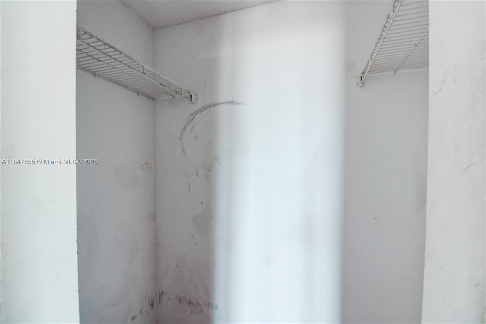 SAILBOAT CAY CONDO - Residential