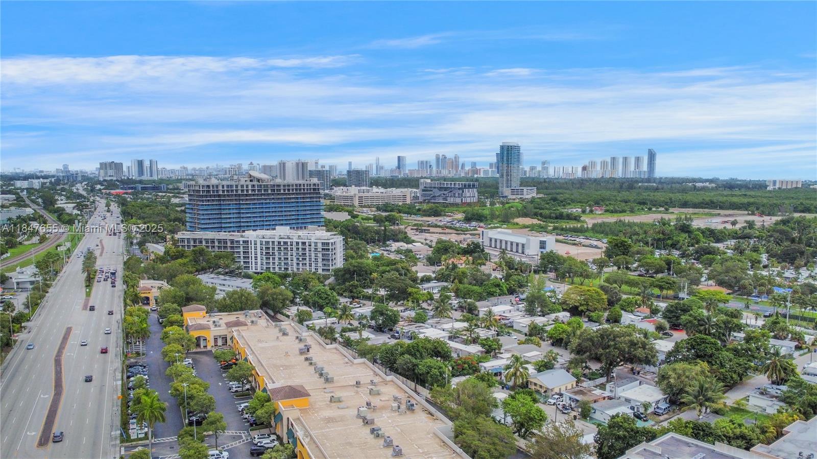 SAILBOAT CAY CONDO - Residential