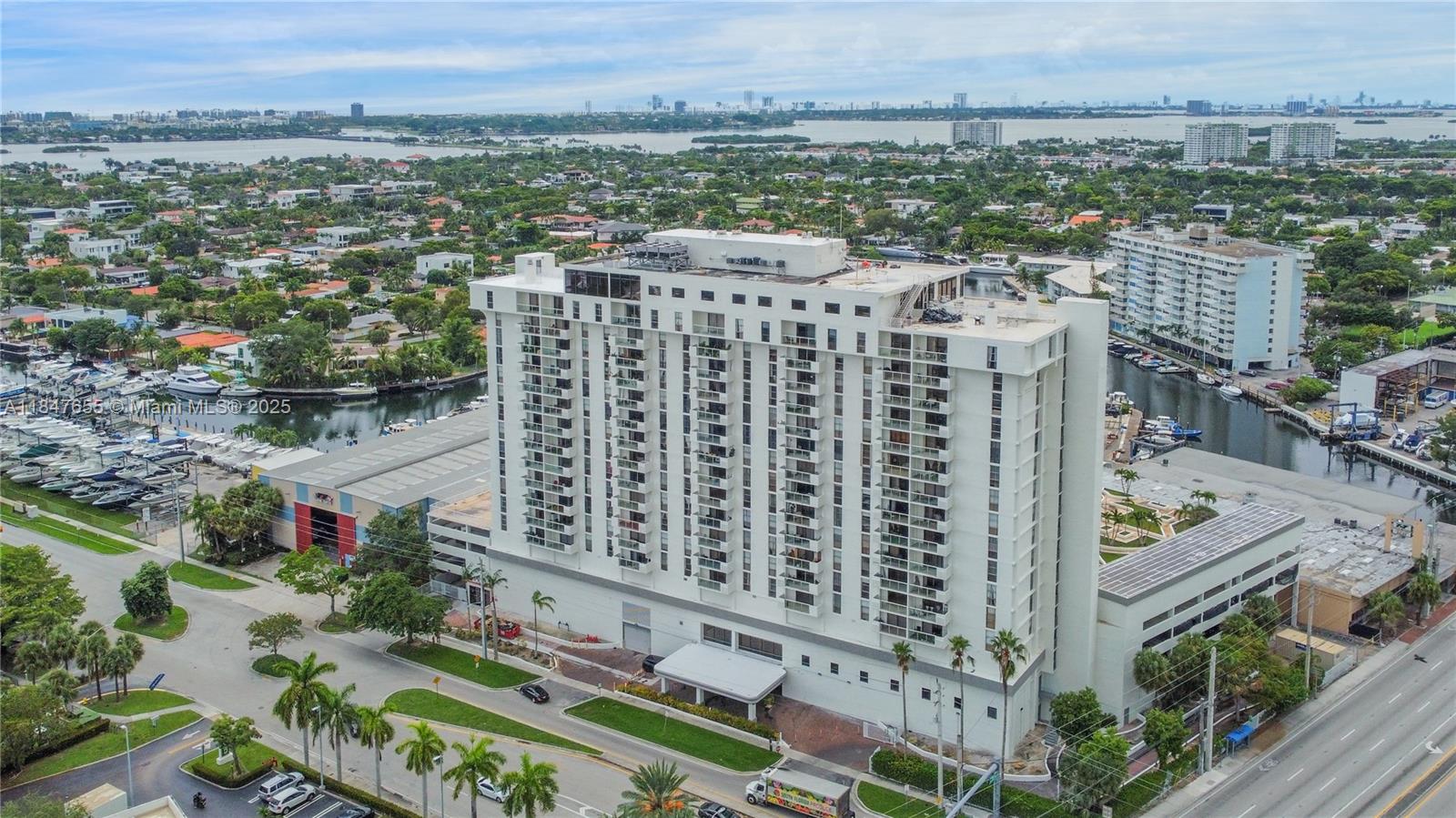 View photos, virtual tours, details... 13499 Biscayne Blvd 407