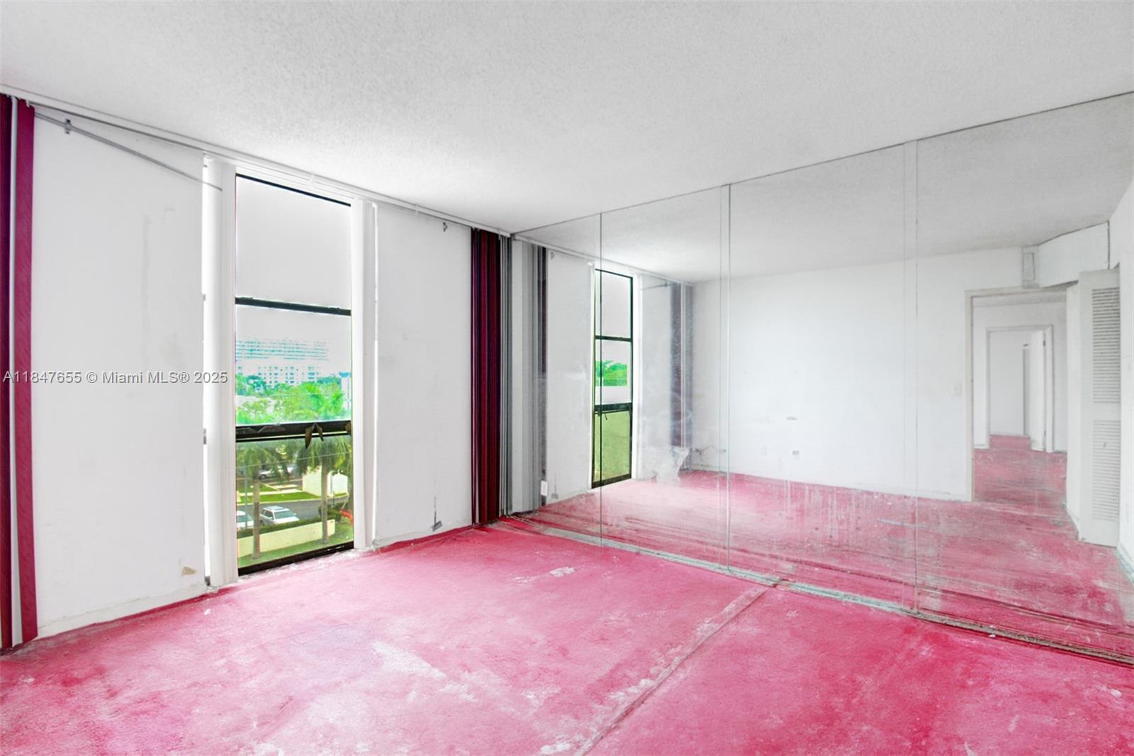 SAILBOAT CAY CONDO - Residential