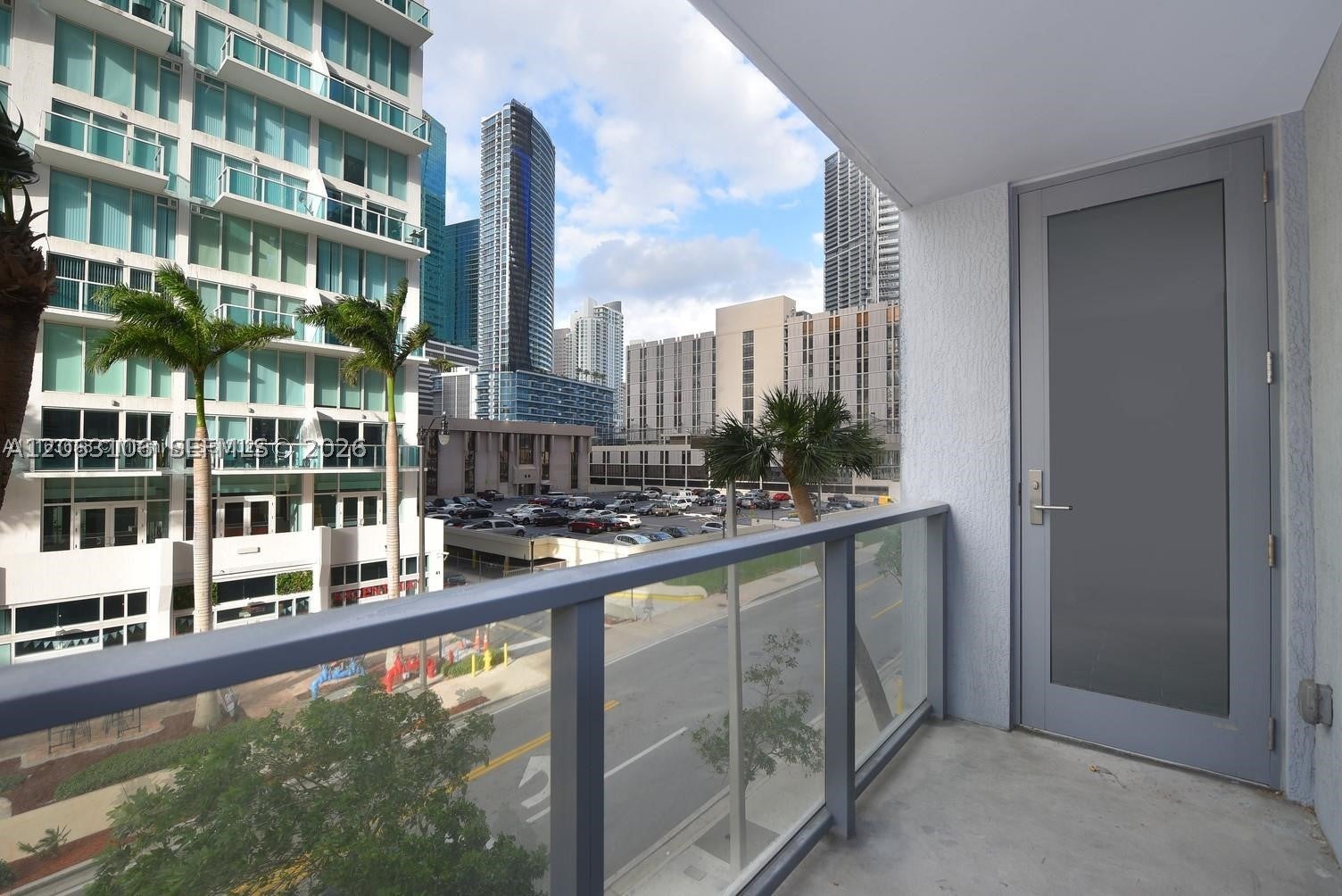 31 SE 6th St 406