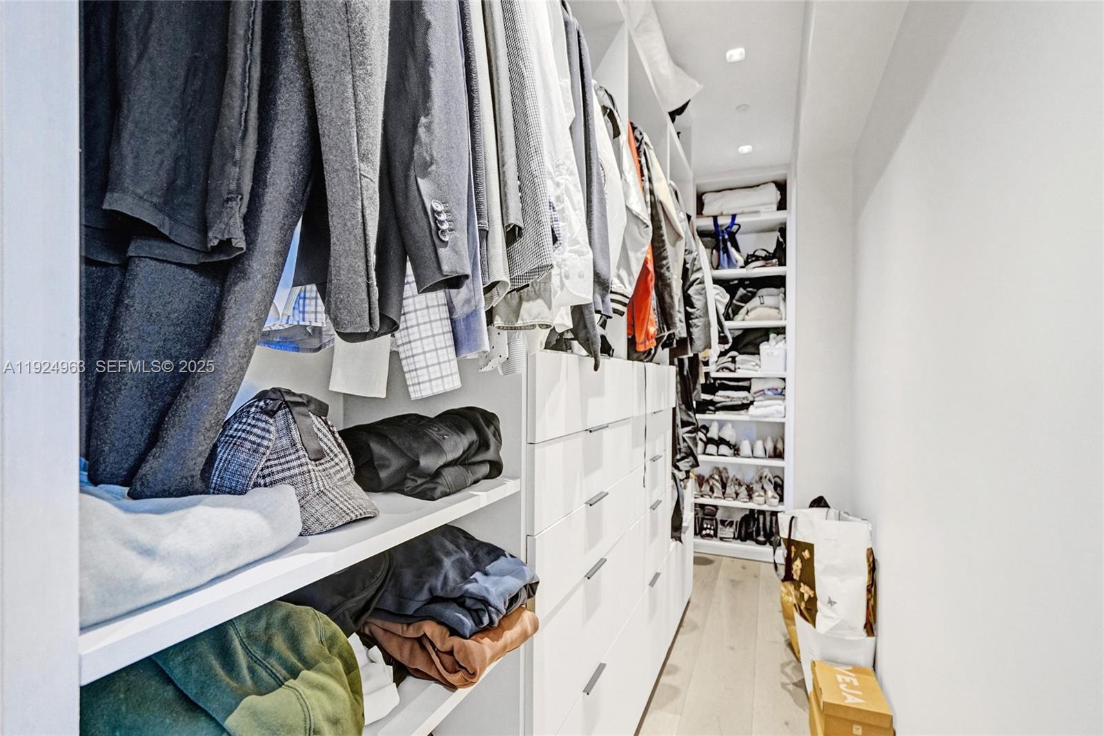 POINCIANA IS YT & RCQ CLU - Residential