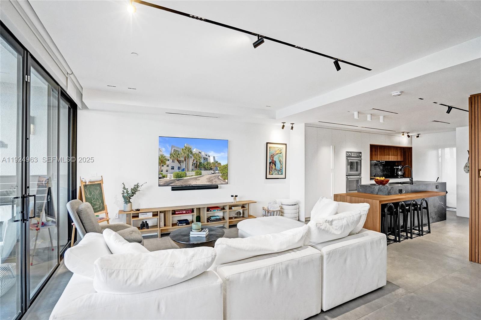 POINCIANA IS YT & RCQ CLU - Residential