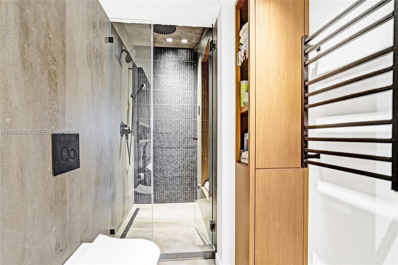 POINCIANA IS YT & RCQ CLU - Residential