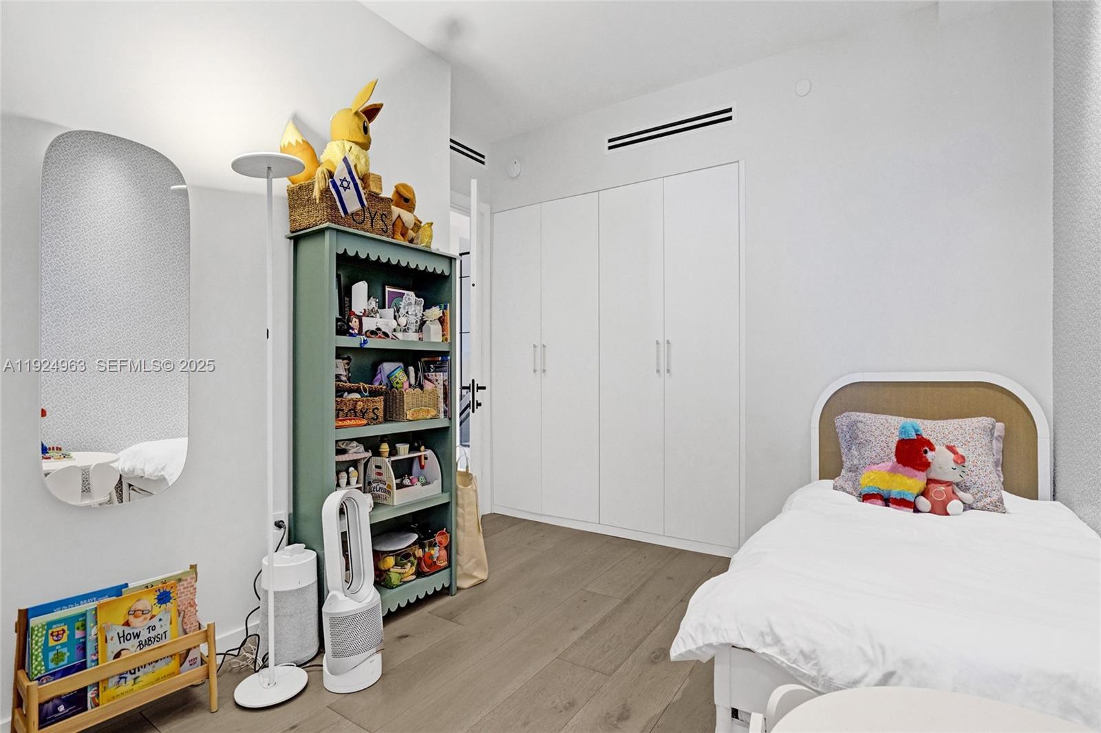 POINCIANA IS YT & RCQ CLU - Residential