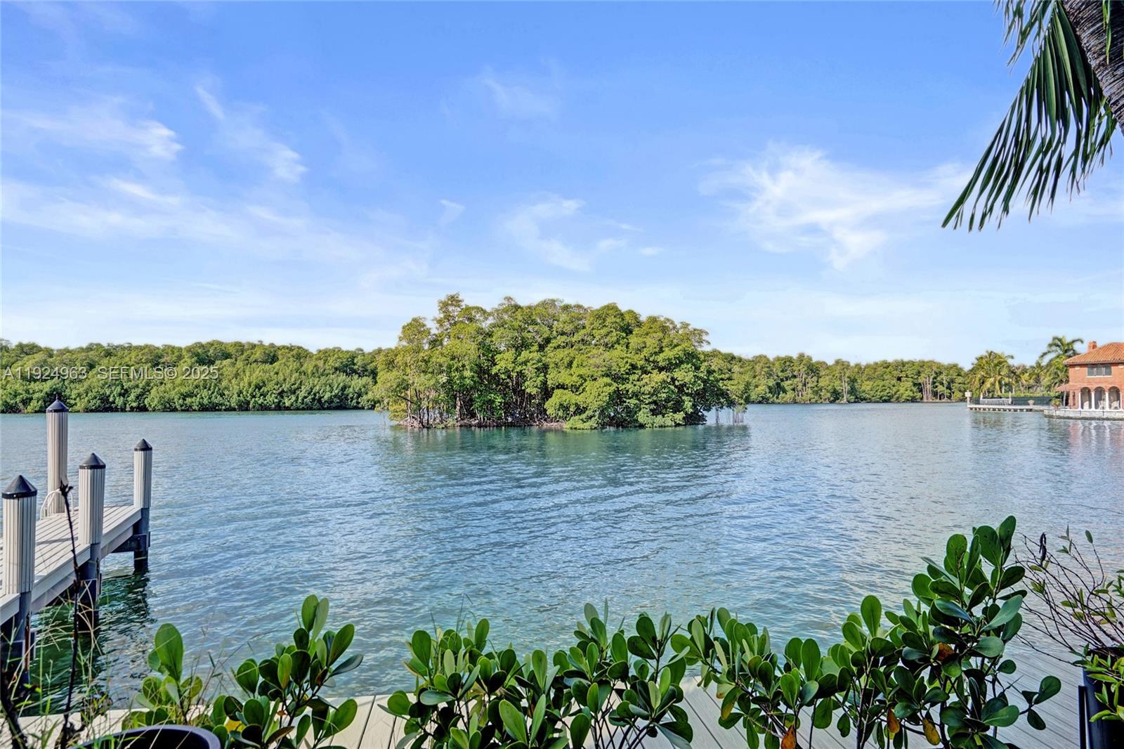 POINCIANA IS YT & RCQ CLU - Residential