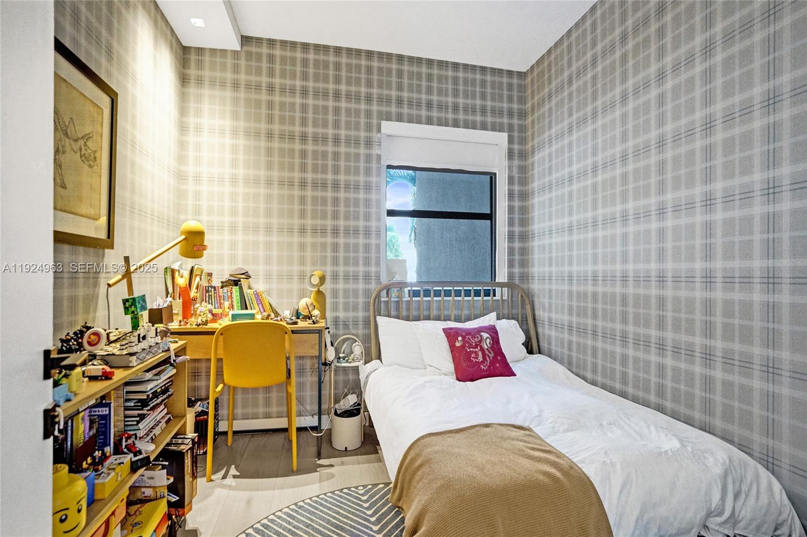 POINCIANA IS YT & RCQ CLU - Residential