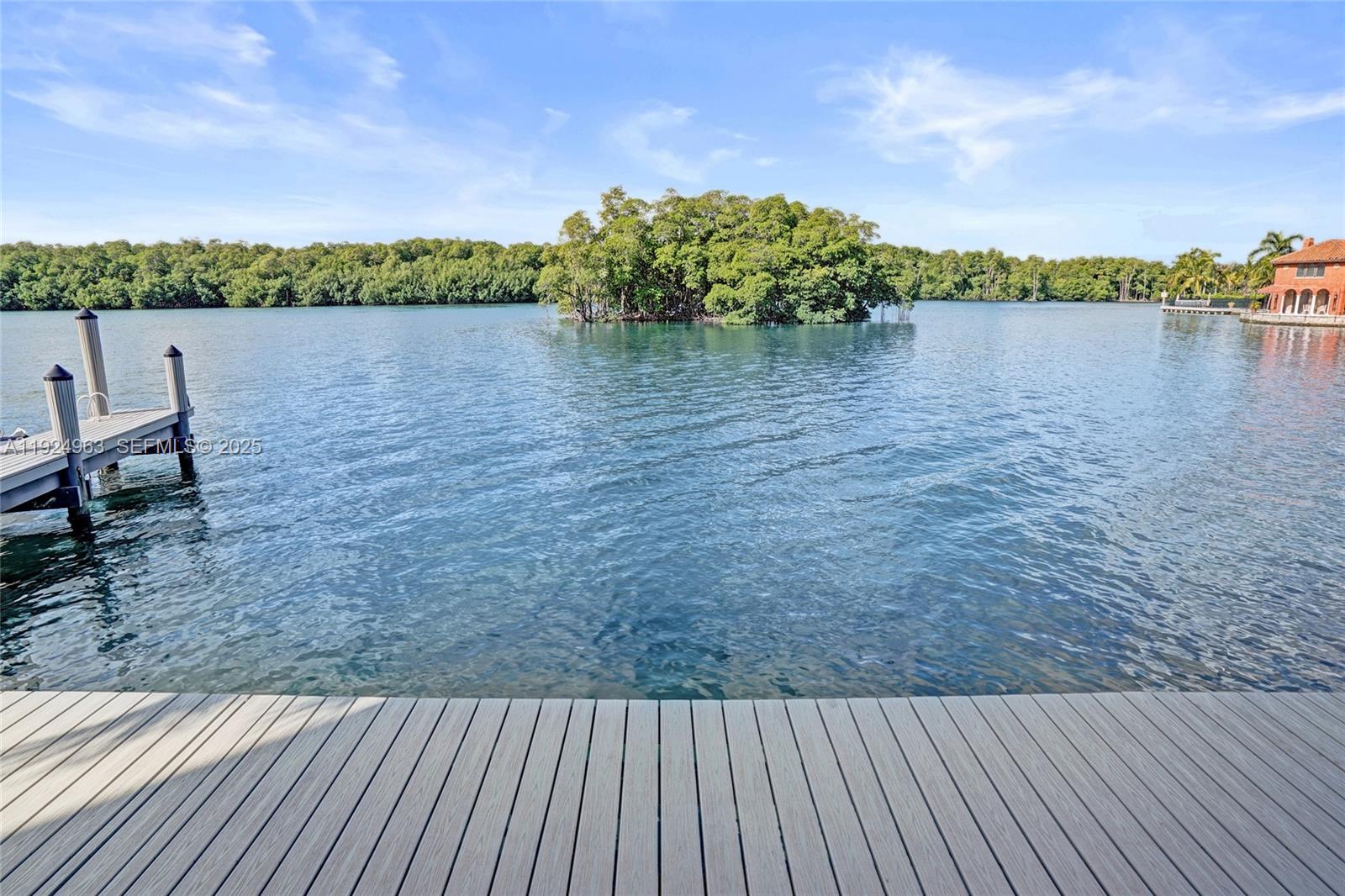 POINCIANA IS YT & RCQ CLU - Residential